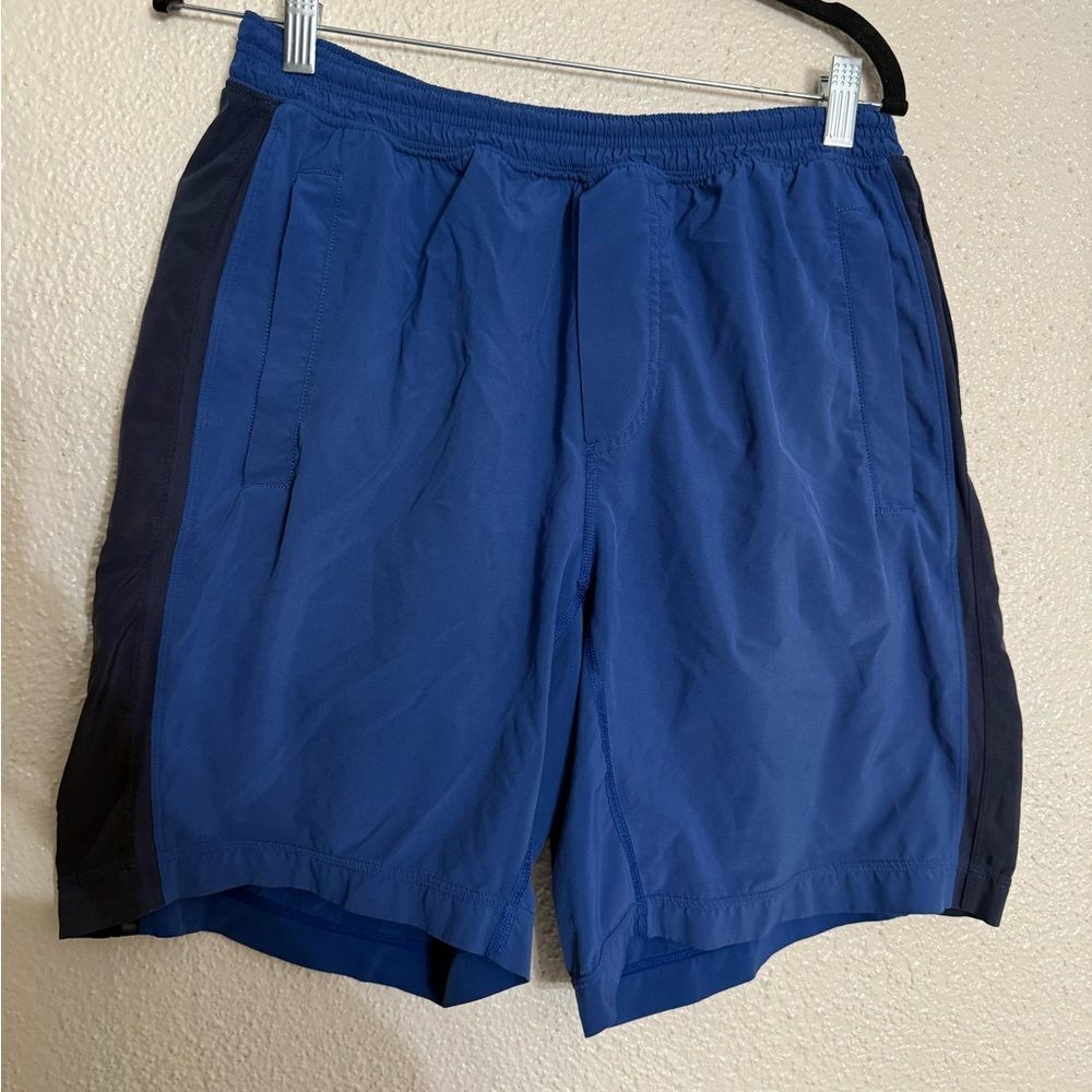 Lululemon Pace Breaker Shorts Blue Navy Lined Zip Pocket Drawstring Two Tone L